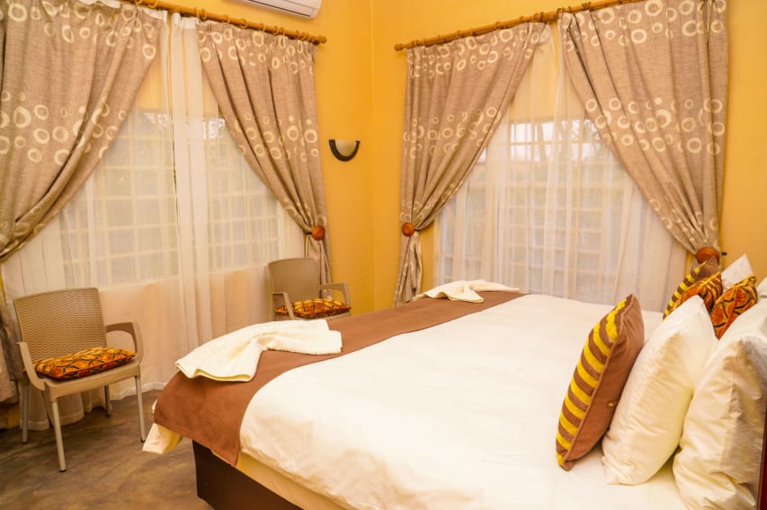 standard-room-2.jpg